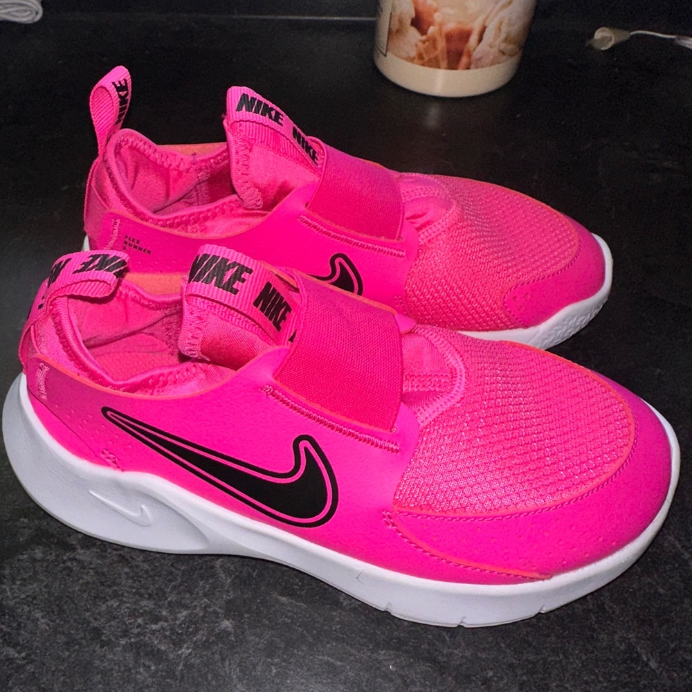 Nike Flex Runner 3 Brand New!
